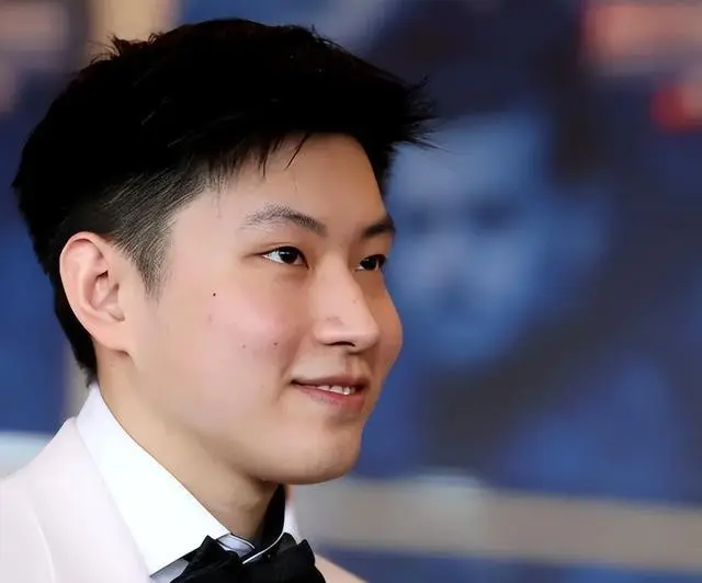 成熟的必然, 几位重量级, 这场游戏的 成熟的必然, 几位重量级, 这场游戏的